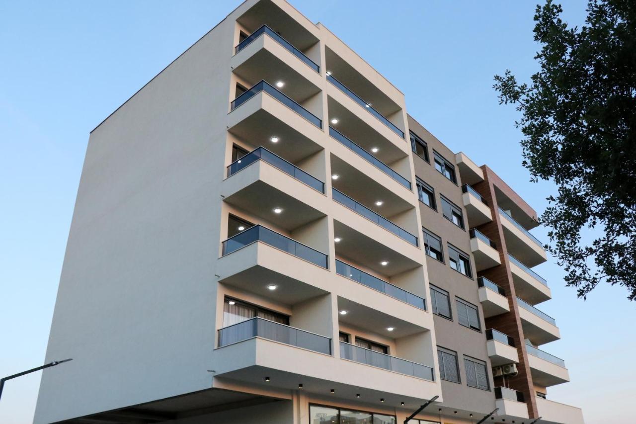 Xelent Hotel Ulcinj Kültér fotó