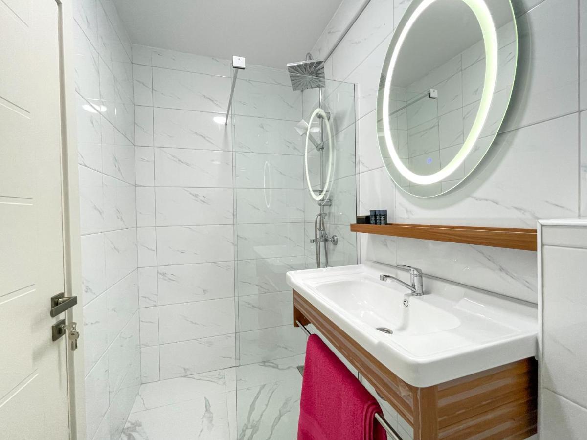Xelent Hotel Ulcinj Kültér fotó
