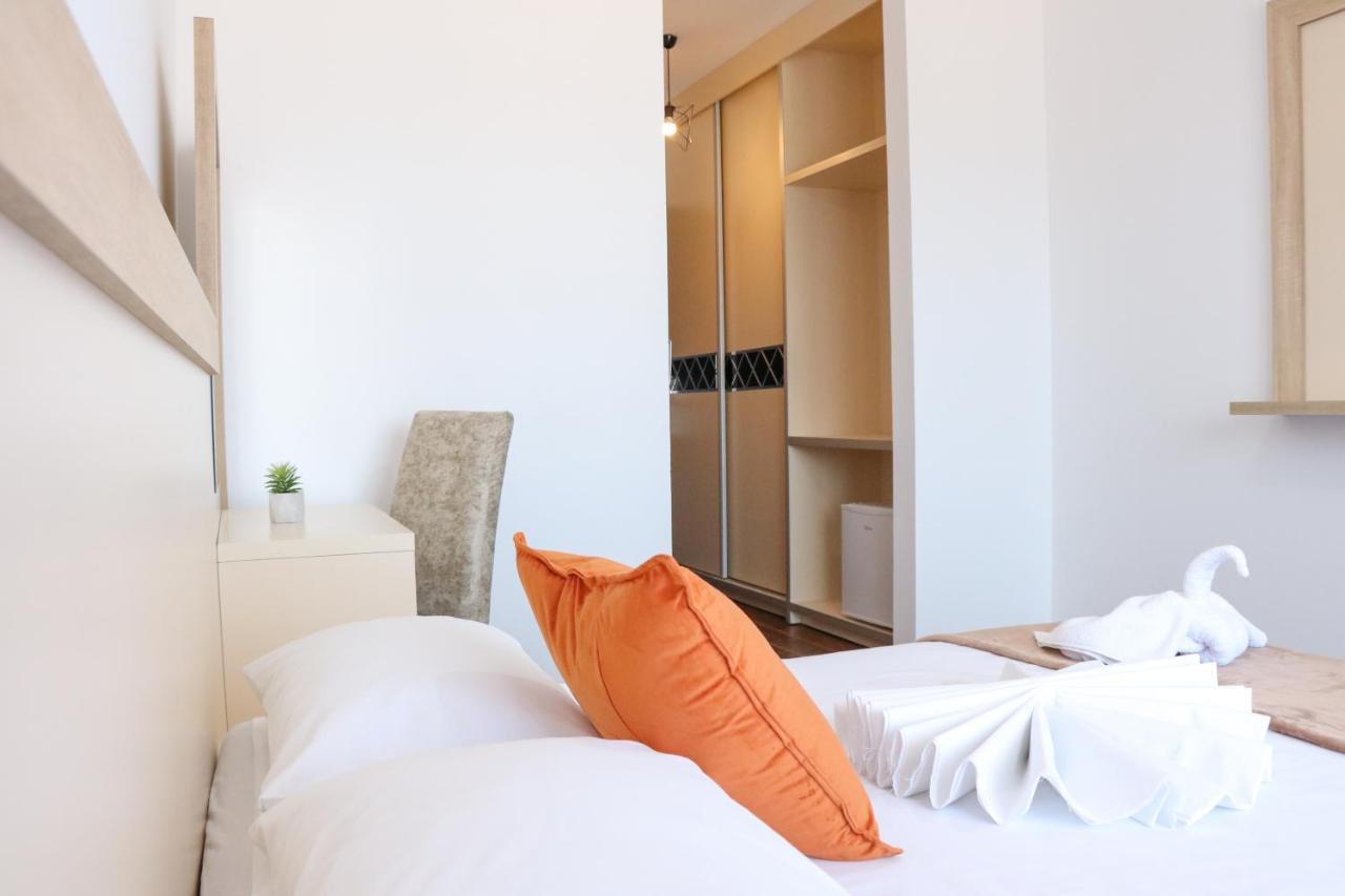 Xelent Hotel Ulcinj Kültér fotó