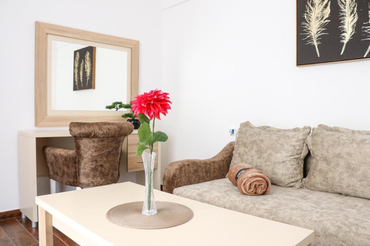 Xelent Hotel Ulcinj Kültér fotó